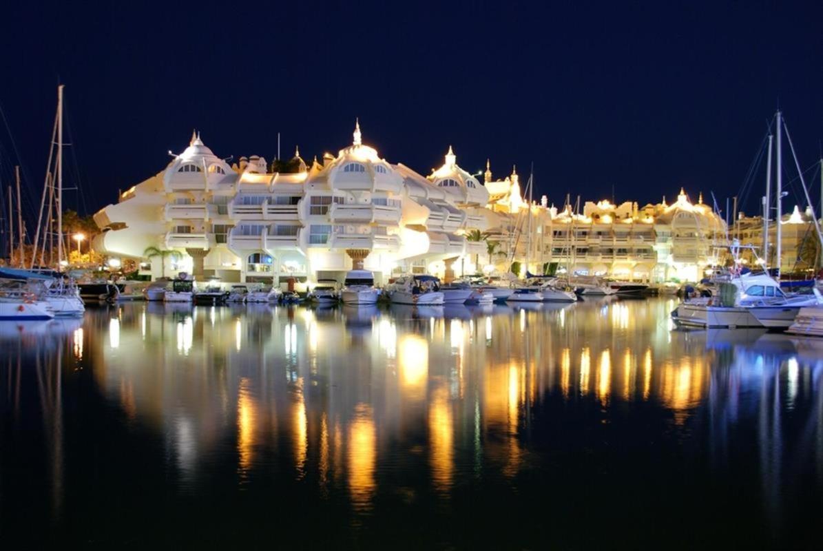 Apartment In Puerto Marina With Beautiful Views Of The Sea And The Boats بينالماذينا المظهر الخارجي الصورة